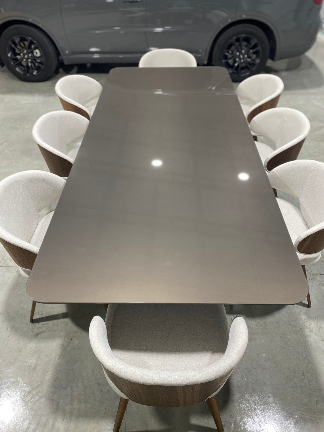 *New Modloft Wembley Table w/8 Harper Eggshell Chairs