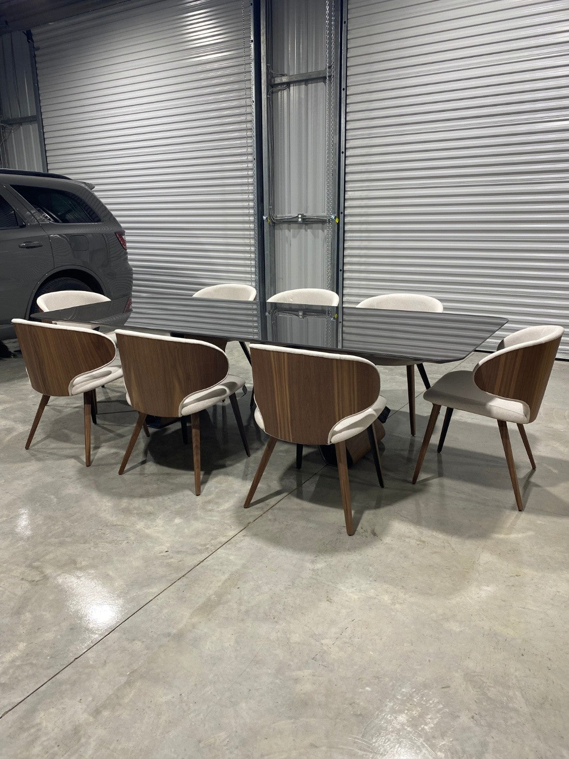 *New Modloft Wembley Table w/8 Harper Eggshell Chairs