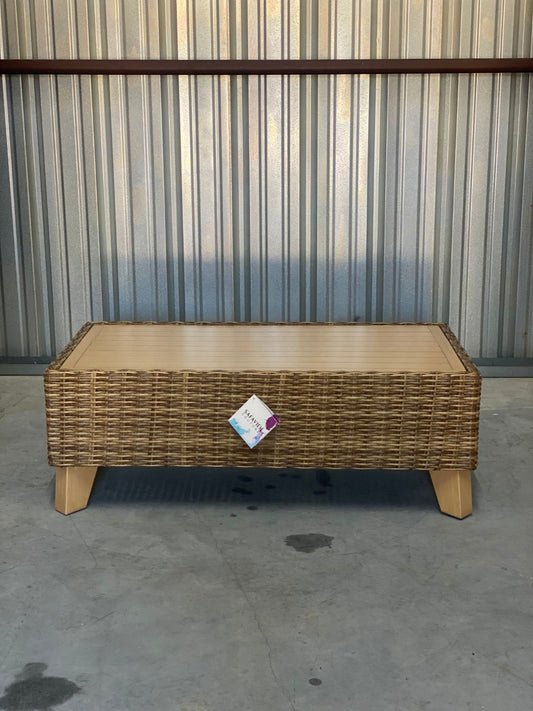 *New Wicker Outdoor Coffee Table
