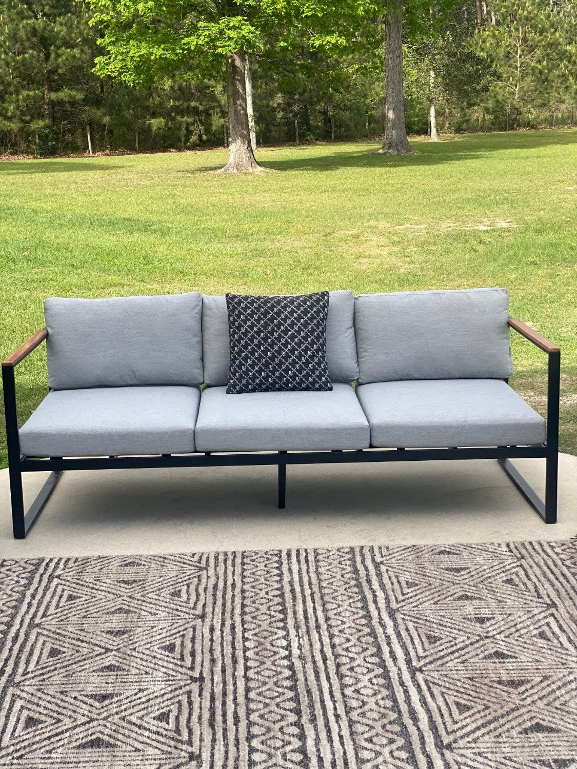 *New Rove Concepts 3PC Outdoor Living Set